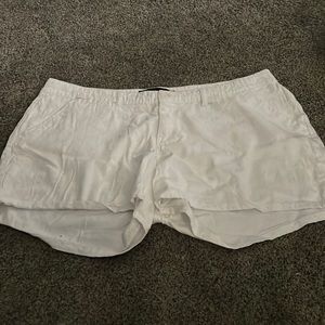 White torrid shorts with flower design